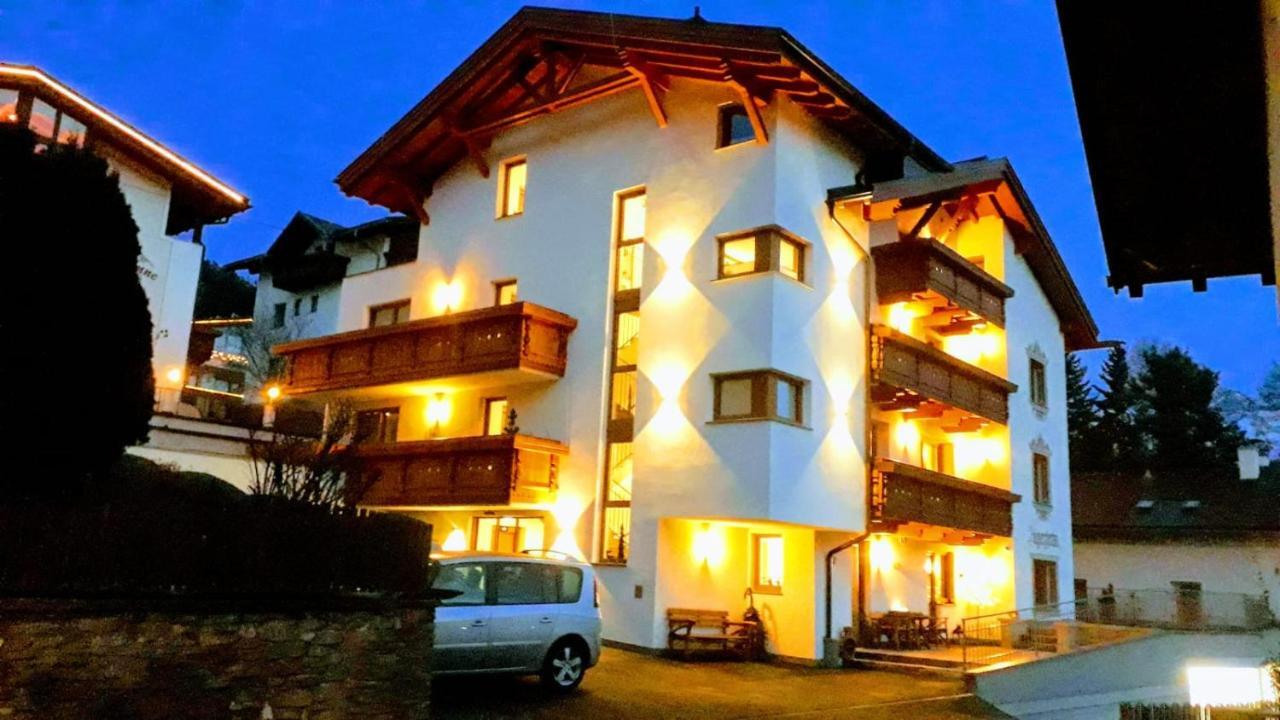 Hotel Garni Jaegerheim ザーファウス エクステリア 写真